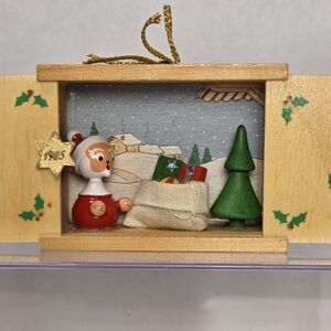 Vintage handmade wooden diorama ornament  1985